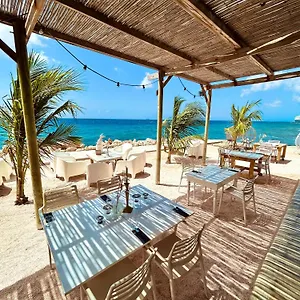 4* Hotel Bijblauw