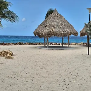 Apartamento & House With Beautiful Front View, Willemstad